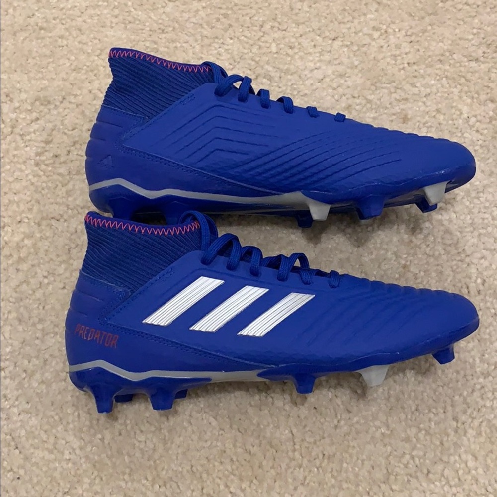 Men’s soccer cleats size 7.5